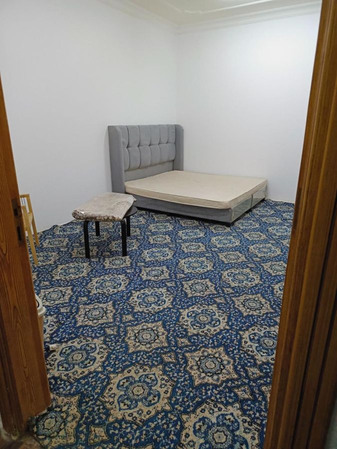 Bed space for female available in al aqeeq riyadh near kafd, Room for