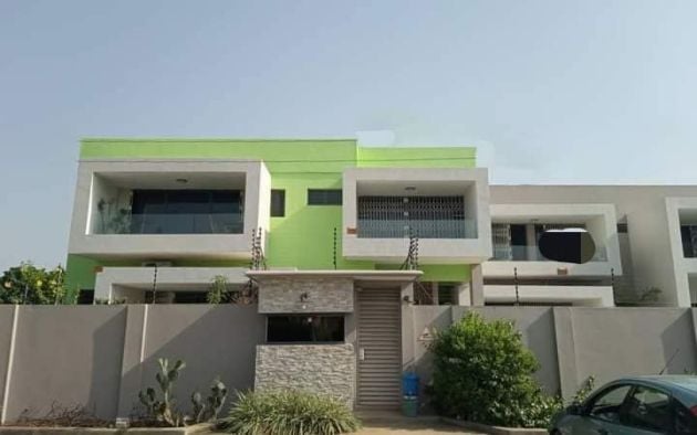 nous louons un bel appartement 4 pièces avec piscine à la ...