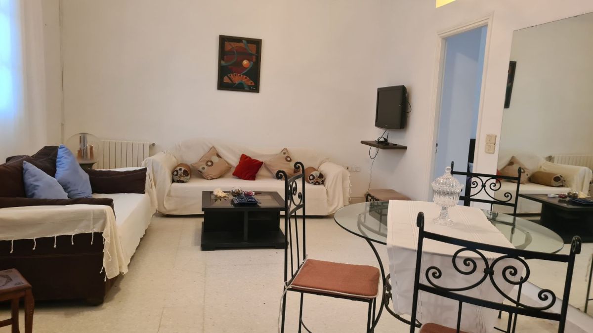 For rent in la marsa furnished apartment with terrace , Flat for rent