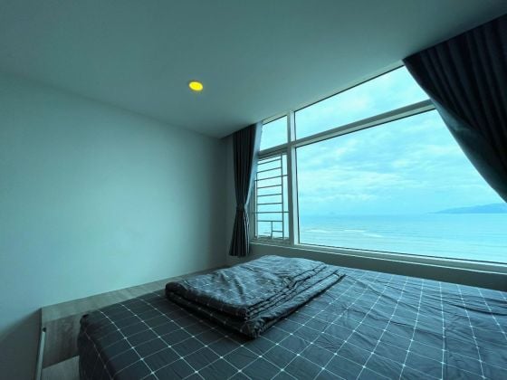 For rent : 2 bedroom sea view Apartment for rent in Muong Thanh Khanh Hoa