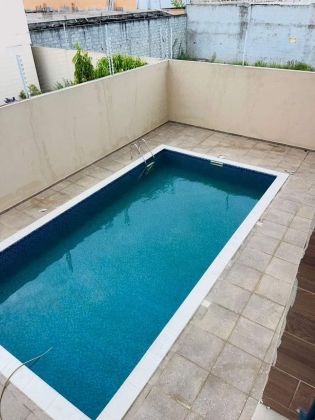 À vendre villa 6 pièces + piscine Grand Bassam