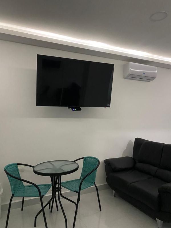 Location studio meublé situé dans la zone coloniale, saint domingue