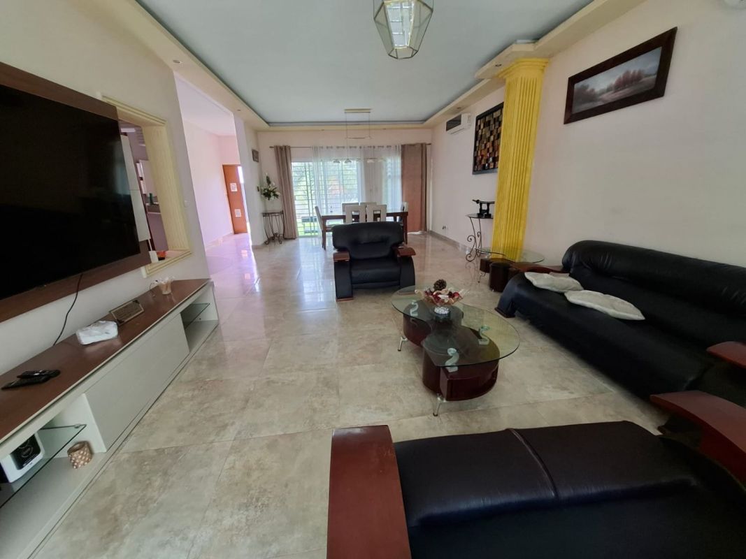 Villa standing 8 fully furnished rooms independent office, House