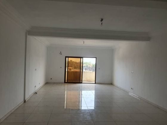 Appartamento di 4 locali in vendita a Bassam