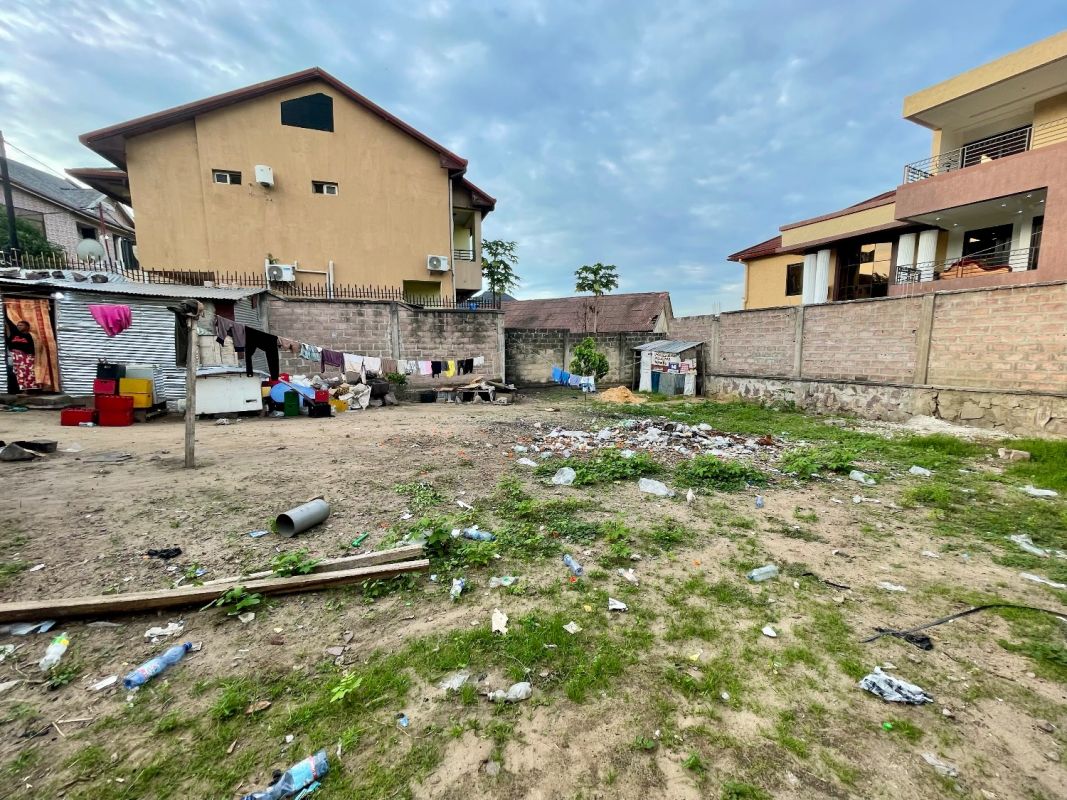 Sale fenced land of 504m² in kinshasangaliema, Land for sale in the