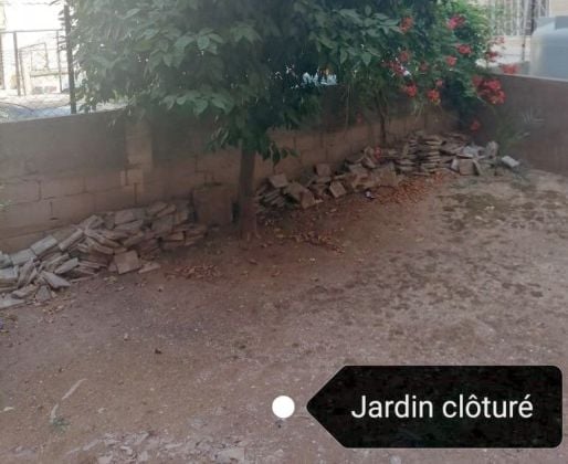 Ground floor apartment with garden for rent in Achrafieh
