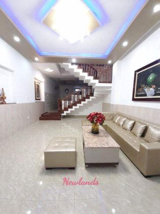 Nice house 3-storey house full furniture for rent - Nearby My Khe Beach