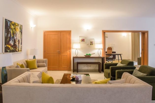 Clayhall: 3 Bedroom Luxury Residence