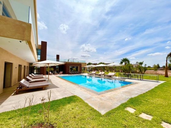LUXURY VILLA FOR SALE AT 29,500,000 DH IN MARRAKECH