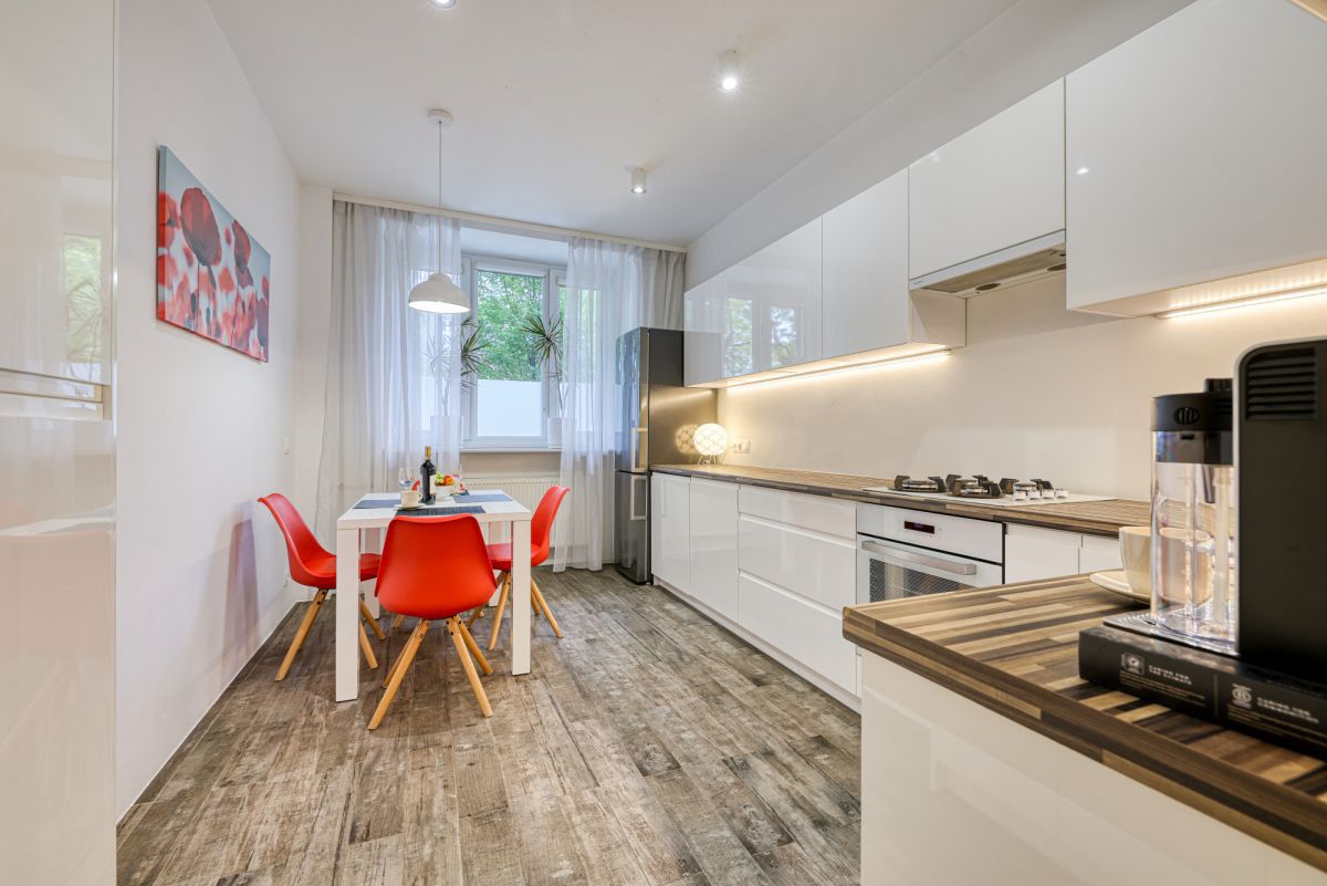 Green Enclave in Downtown, two bedrooms – POWIŚLE, ul. Rozbrat 20