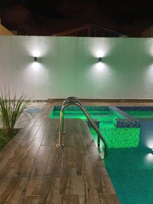 Villa bilocale con piscina privata in affitto a Riviera 4