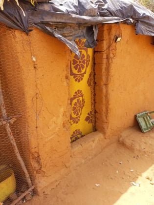 Très Grand Jardin de 2.5 Hectares avec 2 Forages