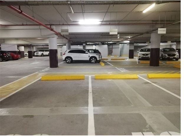 Place de parking couverte disponible à Murjan 5 JBR