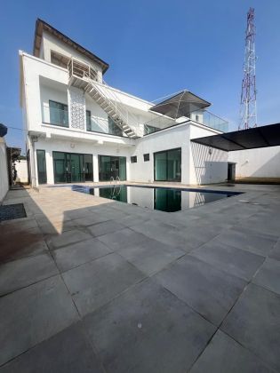 À vendre villa 5 pièces meublées + piscine à ...