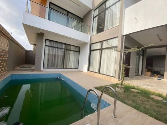 À vendre 2 Duplex 6 pièces + piscine angré Cocody ...