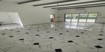 Gran villa en alquiler en Bonapriso Douala 