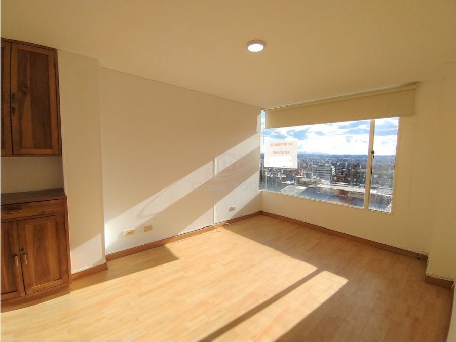 Spacious Apartment in Usaquen with amazing view over Bogota