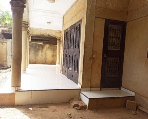 Triplex en vente à Ouaga2000 non loin de l'échangeur de ...