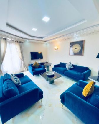 FURNISHED APARTMENT 03 BEDROOMS HIGH STANDING FOR RENT IN BASTOS 