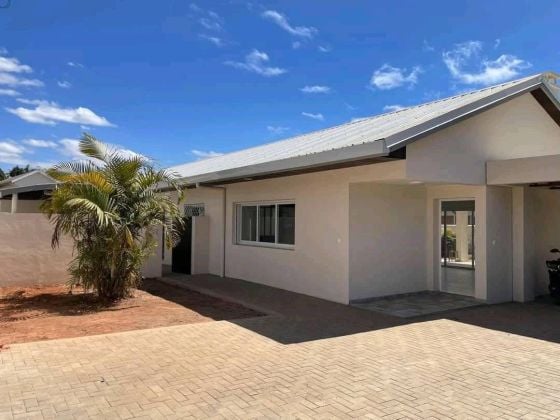 For Rent: Furnished Low Villa in Tanjombato Soavina, near Bypass and ...