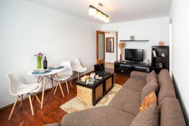 Ready to move in beautiful flat across the street from Lake Tei