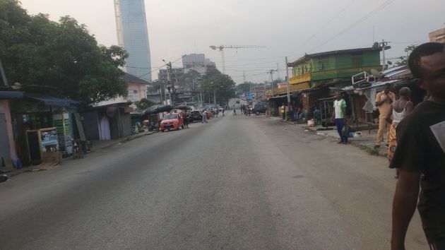 Adjame' face mission Libanaise vente terrain commercial 400m2