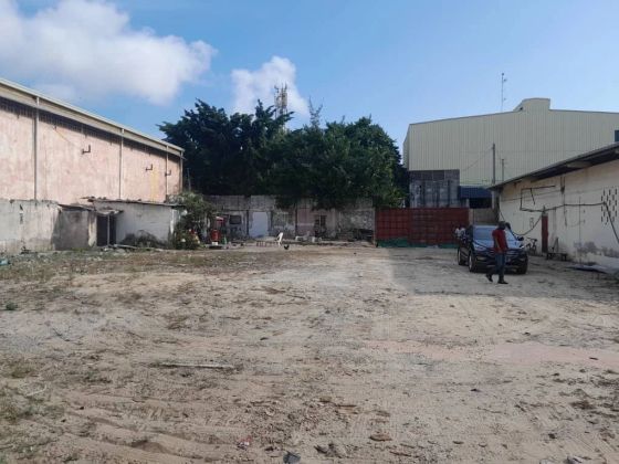  zone 3 non loin du carrefour Solibra et Sococé vente terrain 2680m2