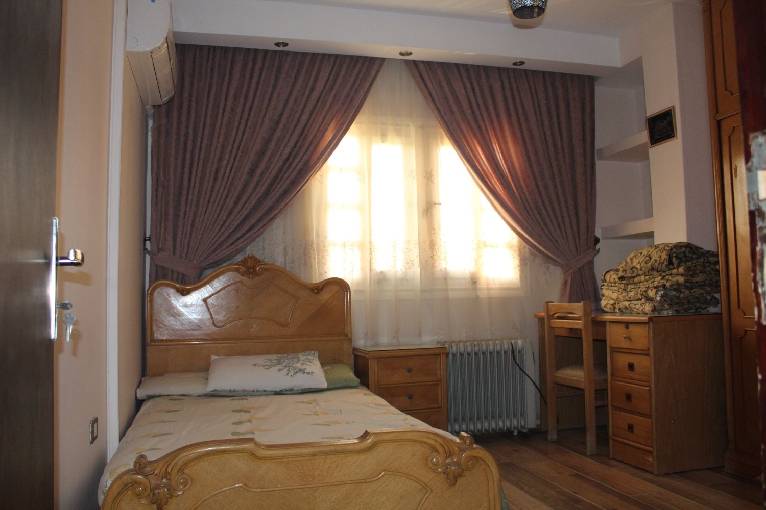 Calm peaceful place 6 October city