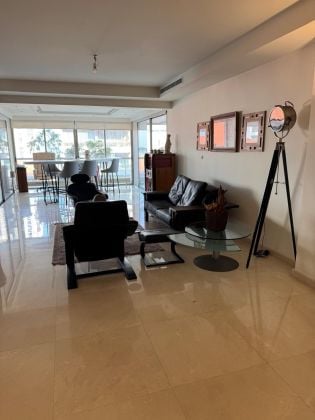 Fully furnished apartment to rent in Achrafieh 425m2 with terrace