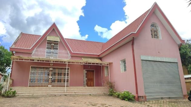 Rent a furnished villa