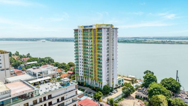 Fully Furnished 3 Bedroom Condo For Rent