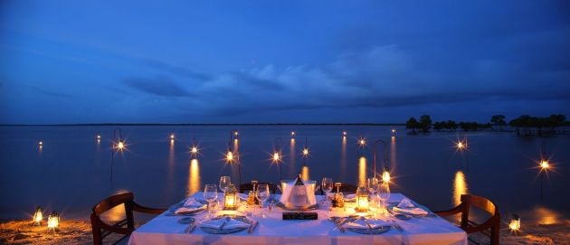 HOTEL EN ISLA LAMU KENYA CON PUERTO Y PLAYA PRIVADA