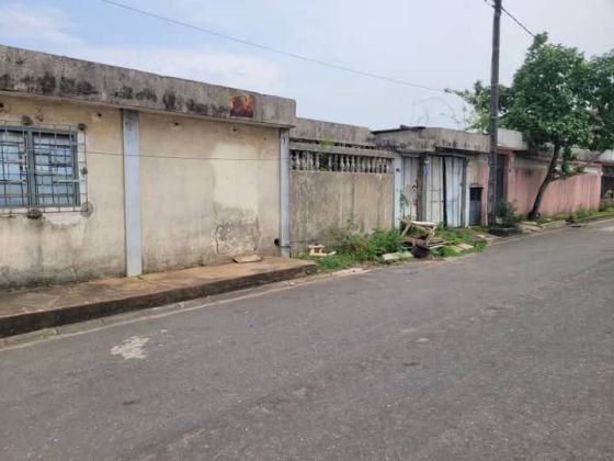 TERRAIN DE 320M² EN VENTE ANGRÉ CITÉ DES OSCARS 