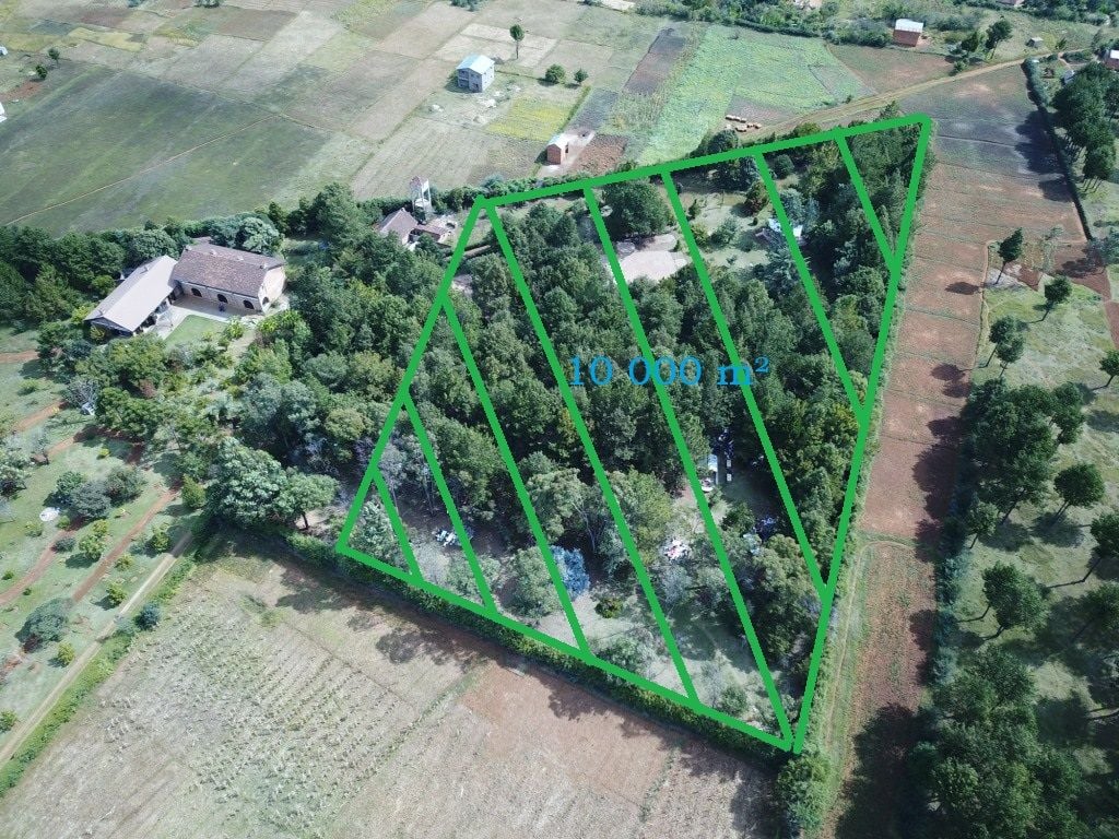 OPPORTUNITE A SAISIR : 10 000 m² Secteur Hôpital Marocain - Idéal investisseur pour développement immobilier ou touristique