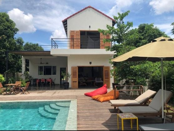 Beautiful Villa for Sale near Takhmao City, Kandal Province