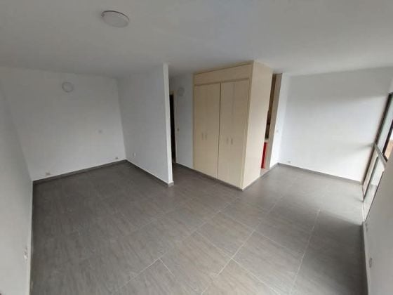 In vendita Cocody danga monolocale via Canebière Abidjan 