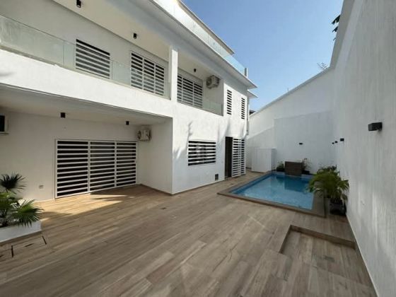 Affitto villa Triplex 12 locali + Piscina 2 plateau vallon cité ...