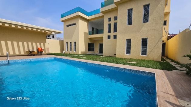 FOR SALE A HIGH-STANDARD 10-ROOM DUPLEX VILLA IN ANGRE NOUVEAU CHU ...