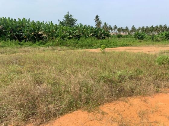 Terreno di 400 m2 in vendita a Bassam Modest 