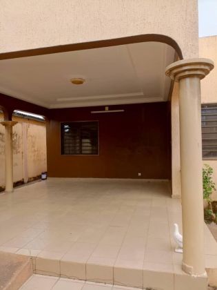 Villa for sale in Adidogomé Gbomamé, Lomé!