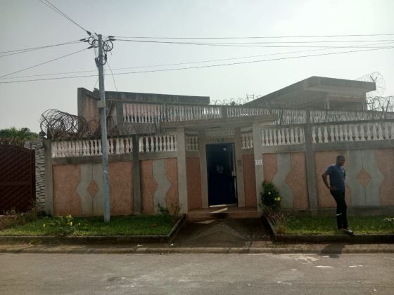 VILLA DUPLEX 10 PIECES EN VENTE RIVIERA 3 CIDECI