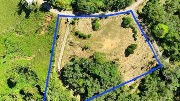 HERMOSO LOTE EN VENTA EN VISTAS DEL CHIRRIPO, PEREZ ZELEDON (3.5 ACRES). 