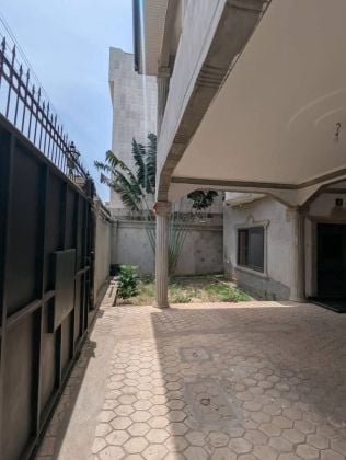 Beautiful, exceptional duplex for sale in forever, LOMÉ!