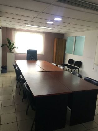 BUREAUX À LOUER À BONANJO 