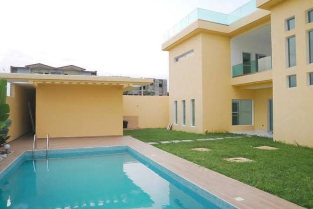 For sale luxury villa 10 rooms + swimming pool Angré nouveau chu ...