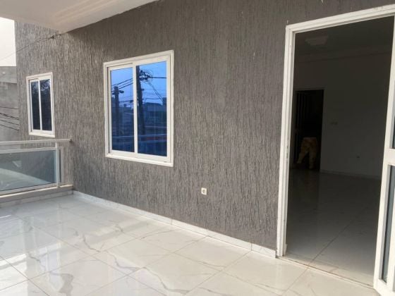 *FOR RENT*: Unique courtyard in Apartment split from the garage to the ...