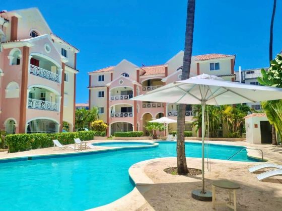 ATTICO DAL DESIGN MEDITERRANEO A BAVARO -SOLO $159,OOO