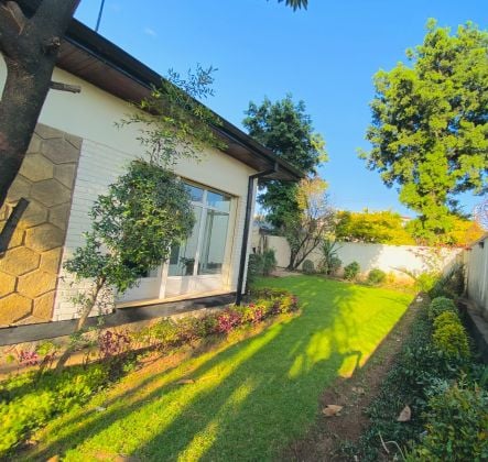 Garden Villa Near Bole