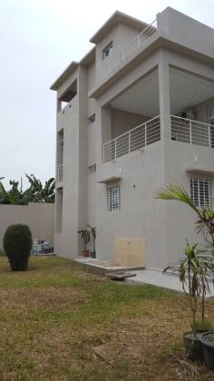 Belle villa duplex de 6 pièces à la Riviera 3 mbadon