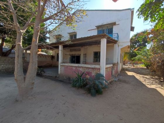 8-room house to renovate – Popular residential area in Tulear, ...